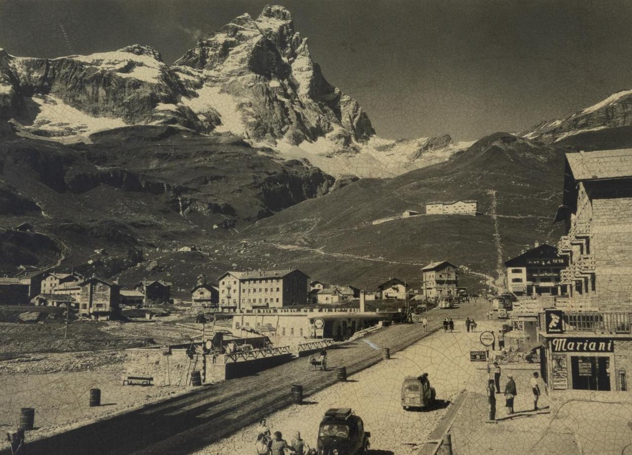 Hotel Meuble' Joli Breuil-Cervinia Exterior foto